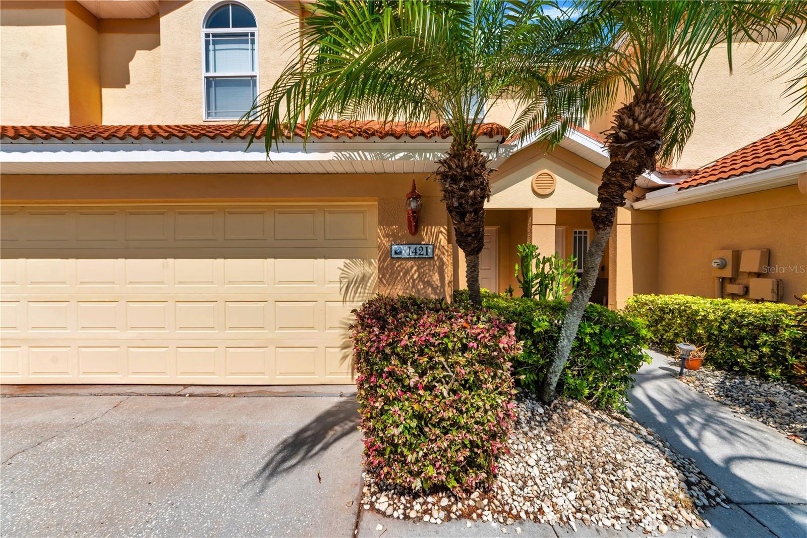 1421 RIDGE TERRACE