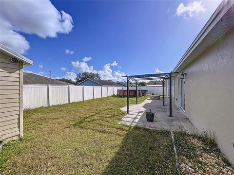 A home in LAKELAND