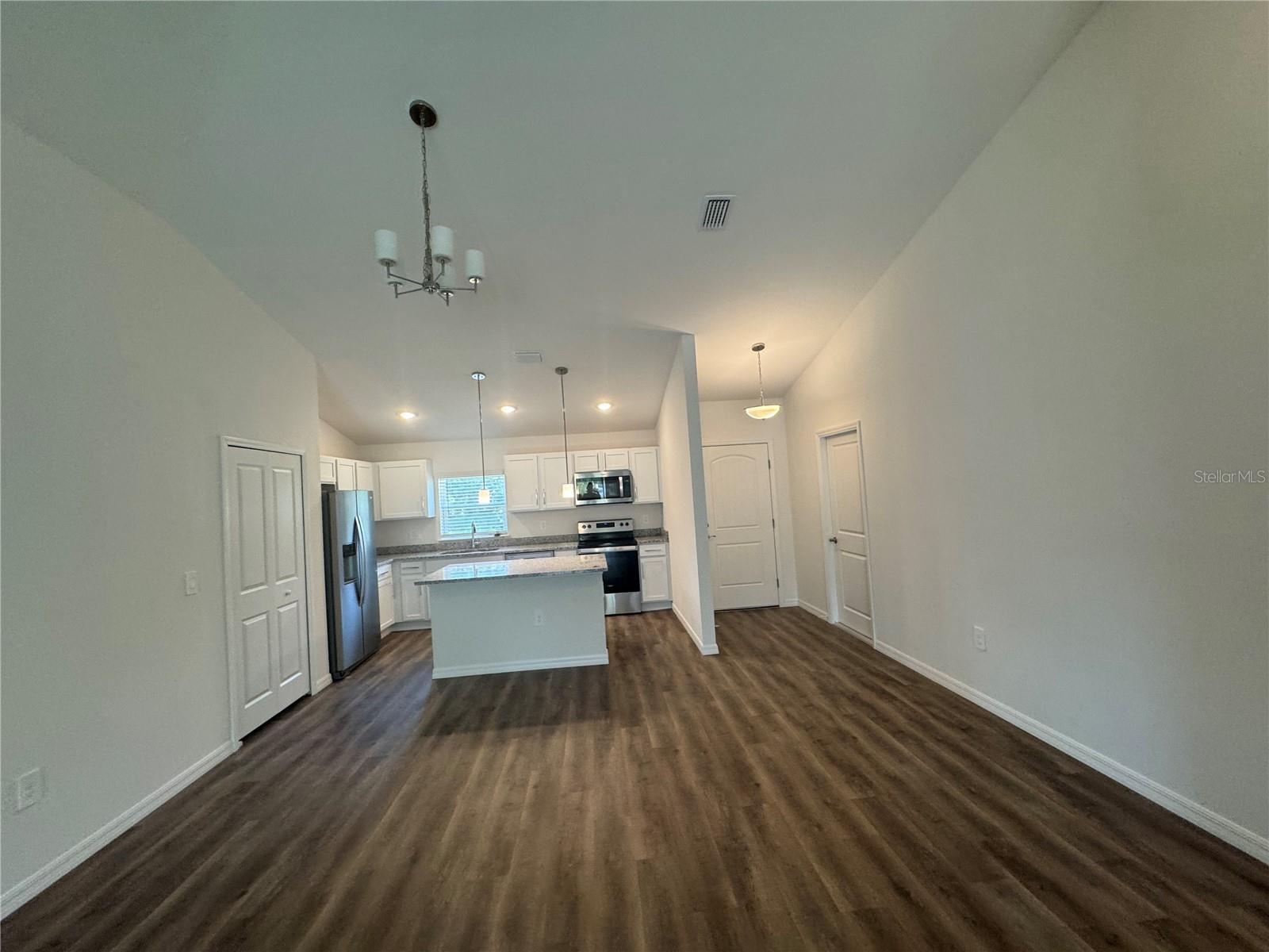 PORT CHARLOTTE SUB 32 - Residential Lease
