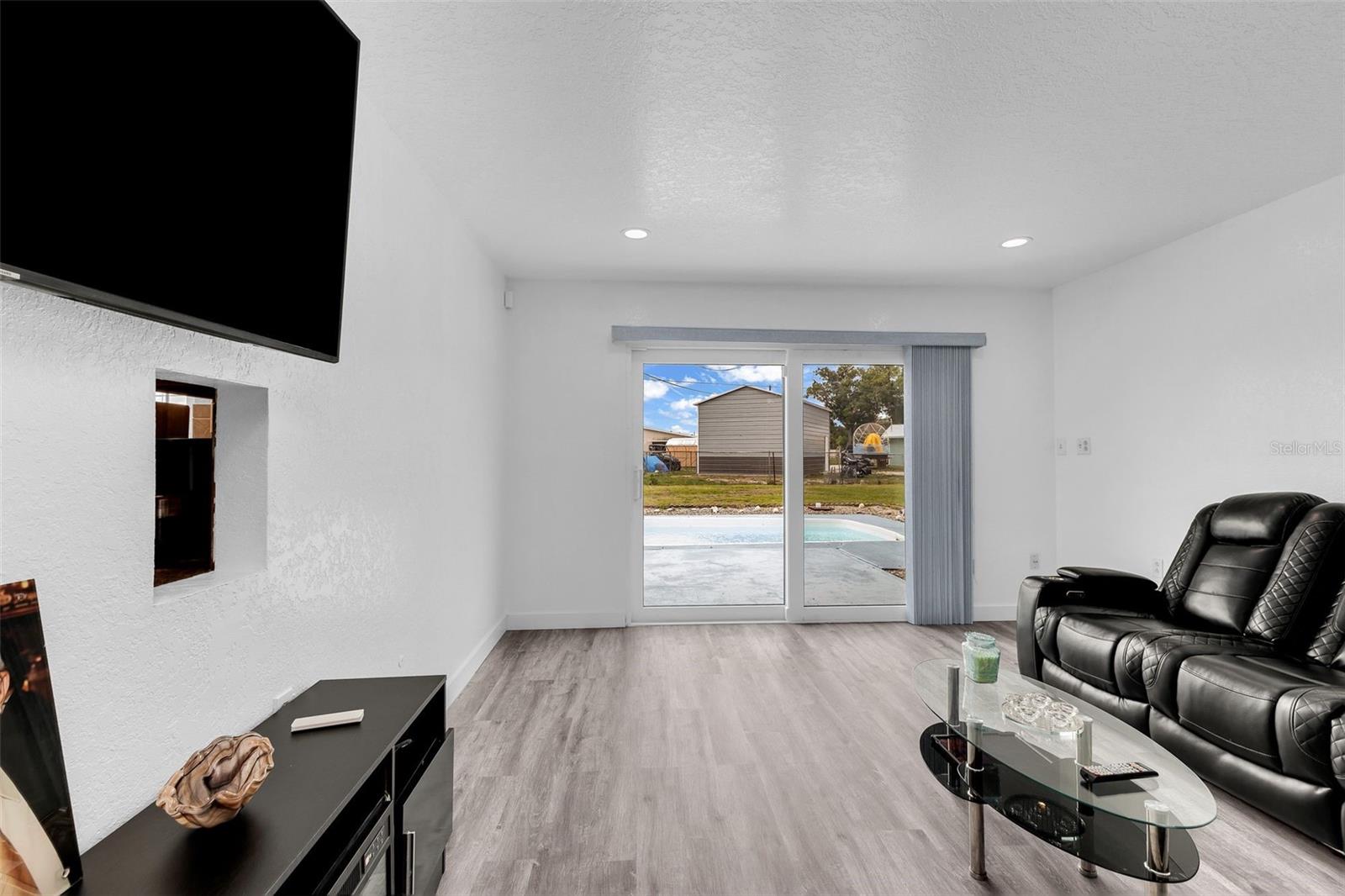 5527 FAIRWAY DRIVE S