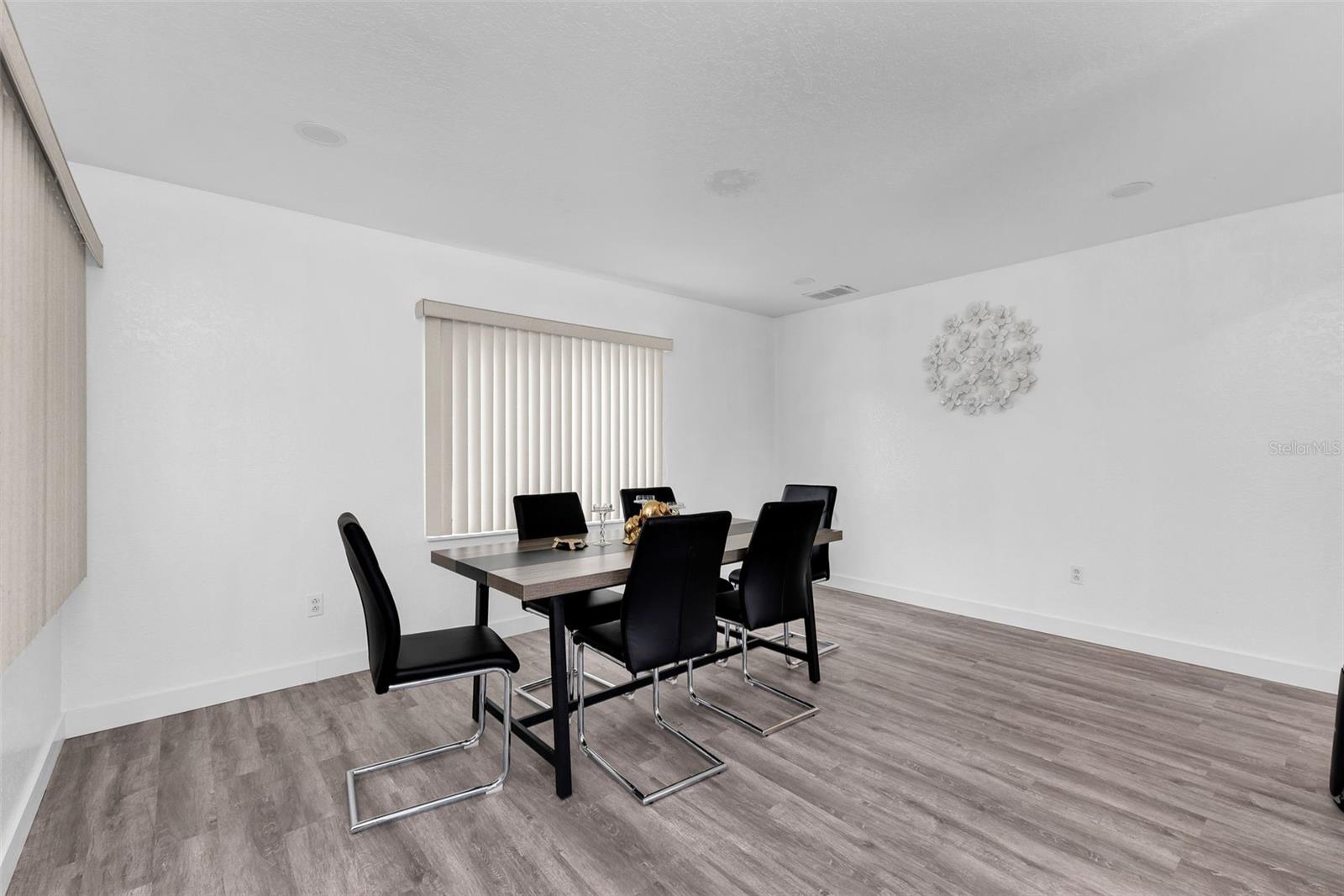 TEE & GRN ESTATES 1ST ADD - Residential