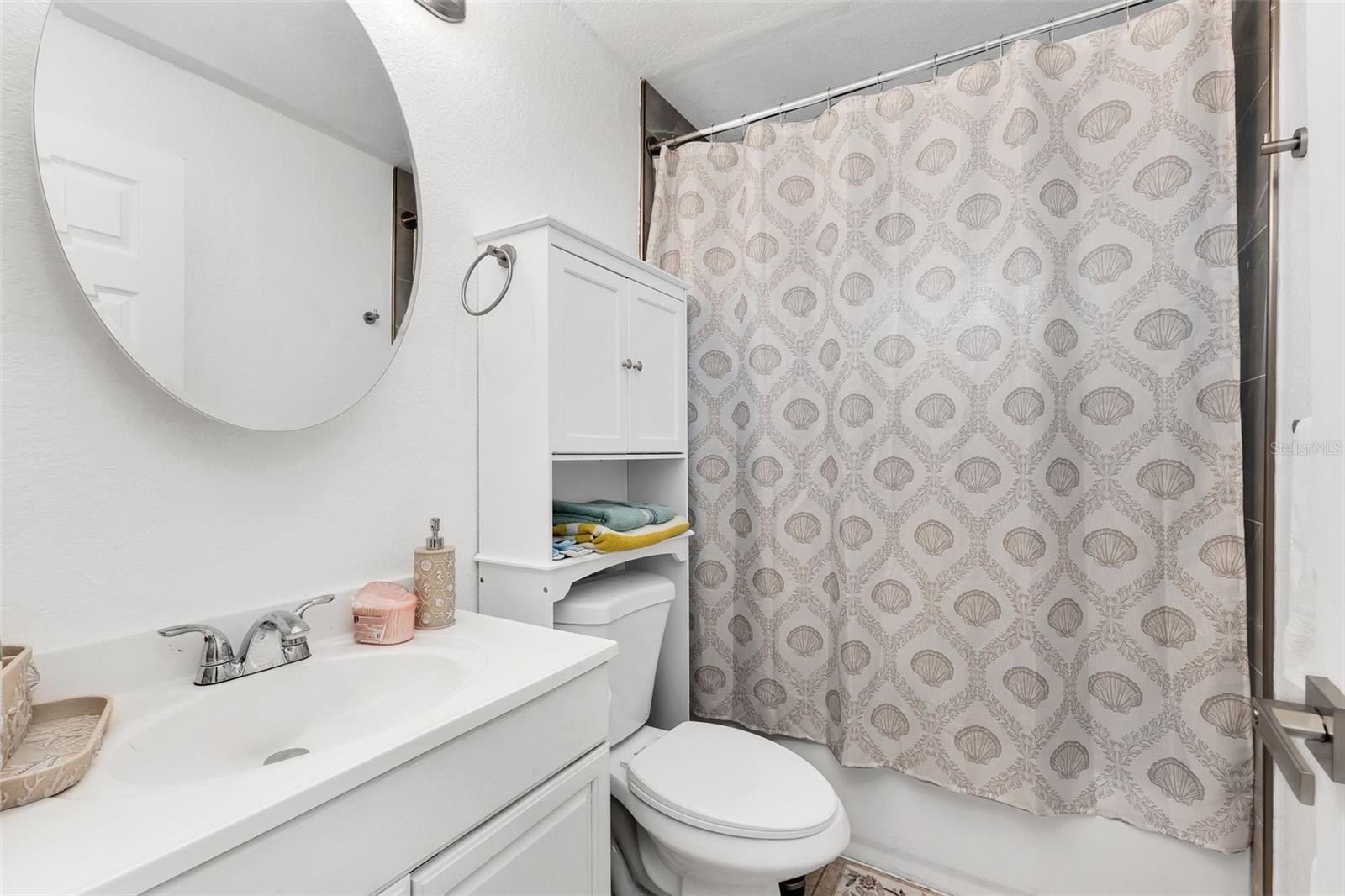 TEE & GRN ESTATES 1ST ADD - Residential