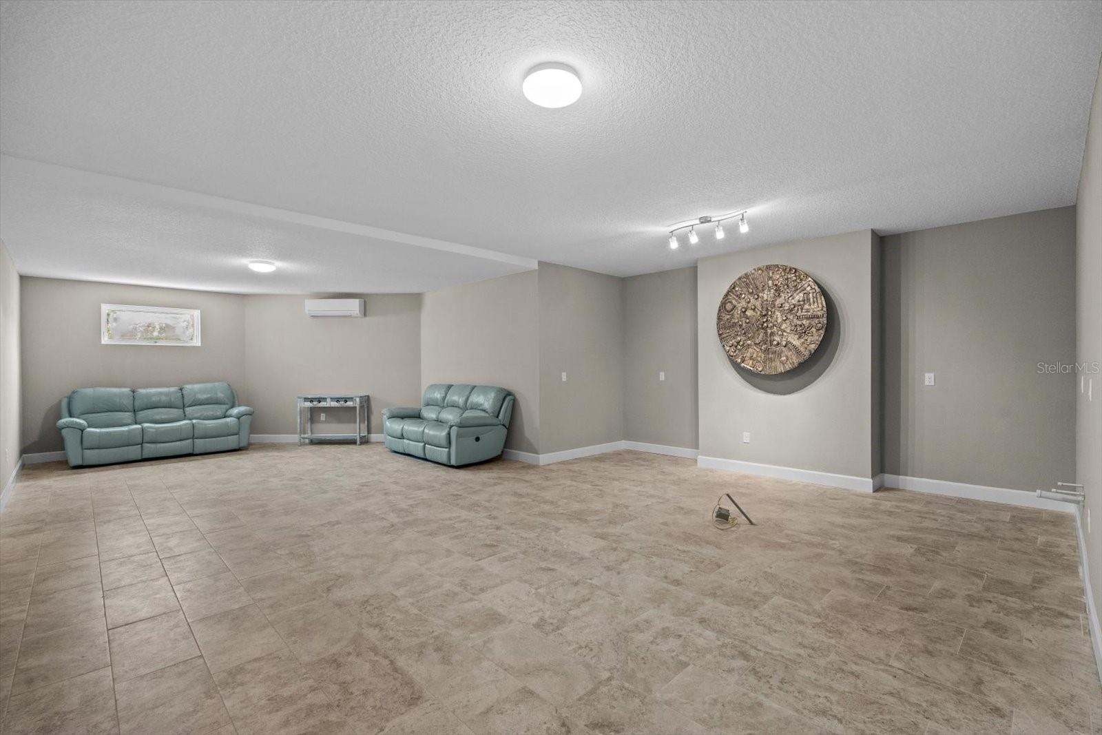 CEDAR ISLAND SUB - Residential