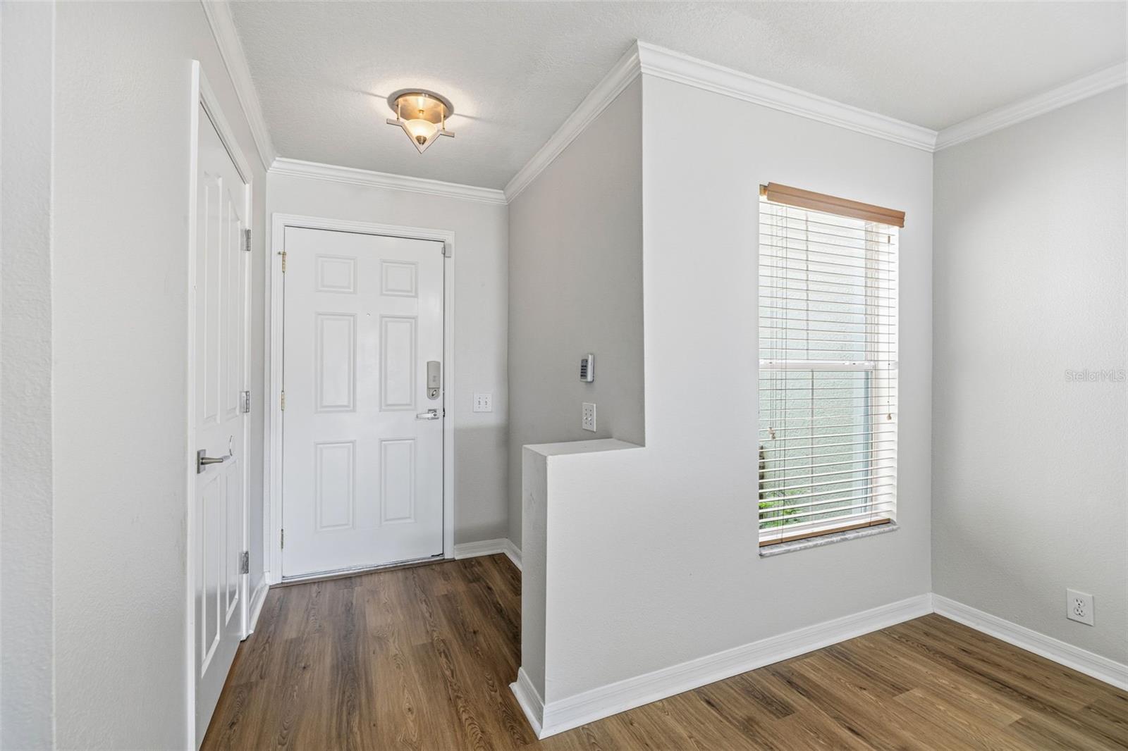 2565 HIDDEN COVE LANE