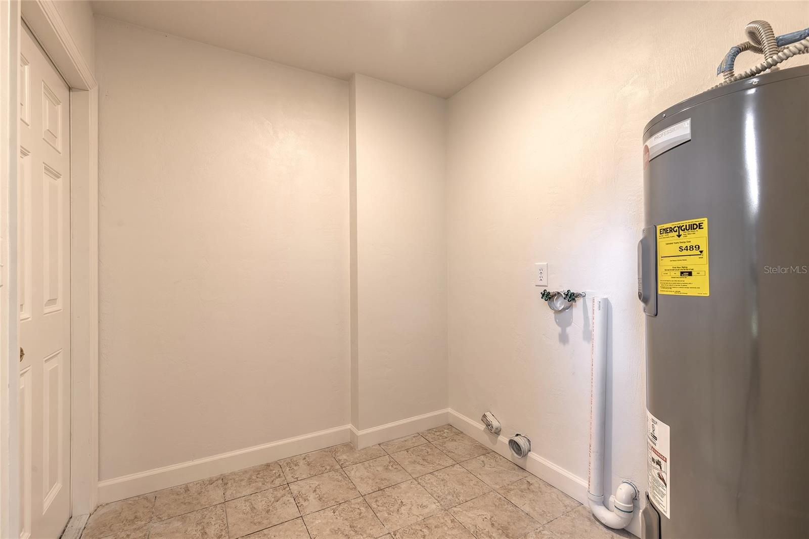 FAIRGLEN UNIT 01 - Residential