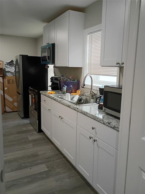 1901 E Genesee Street, Tampa, FL 33610