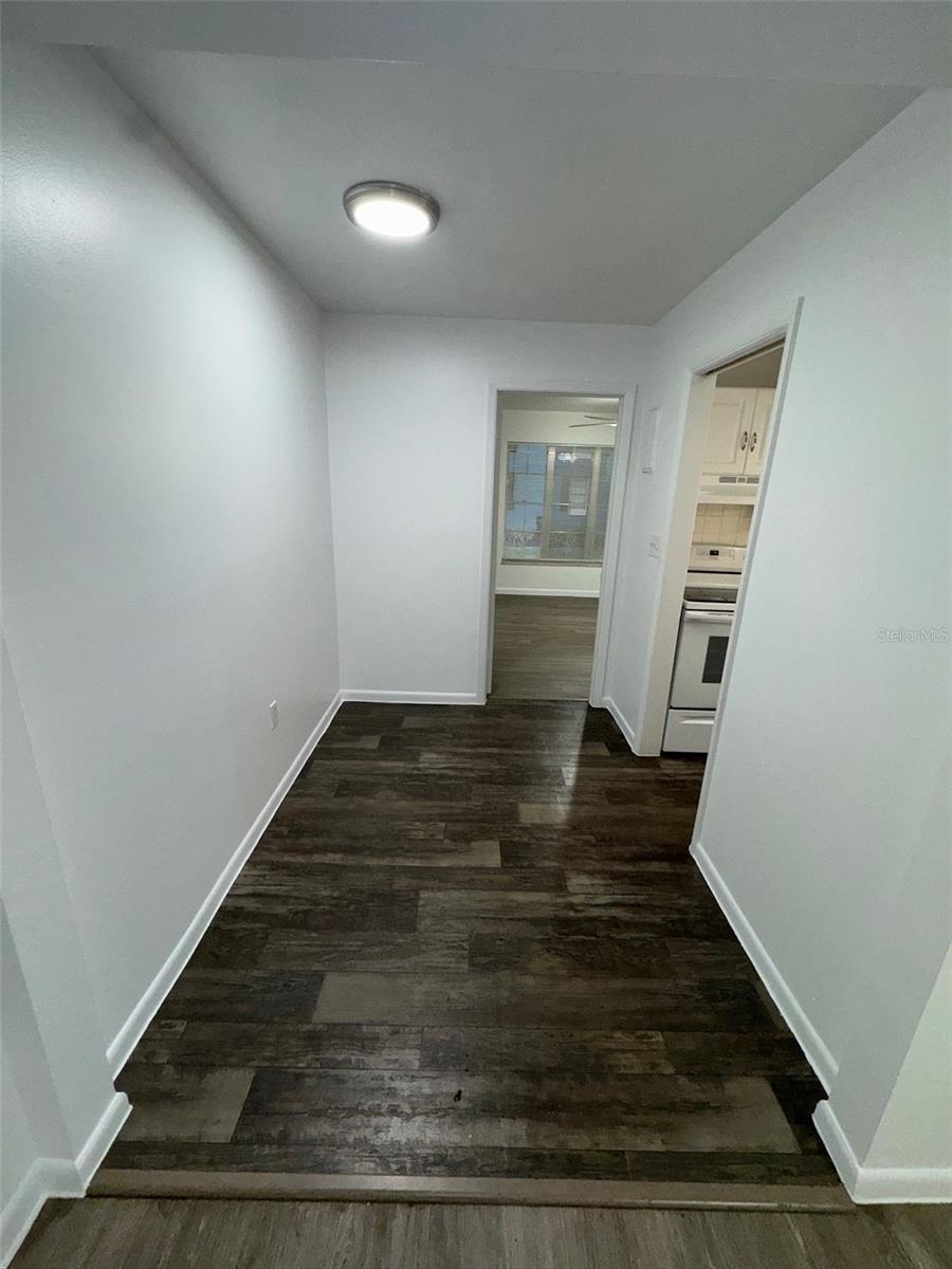 BRIARWOOD APARTMENTS - Residential Lease