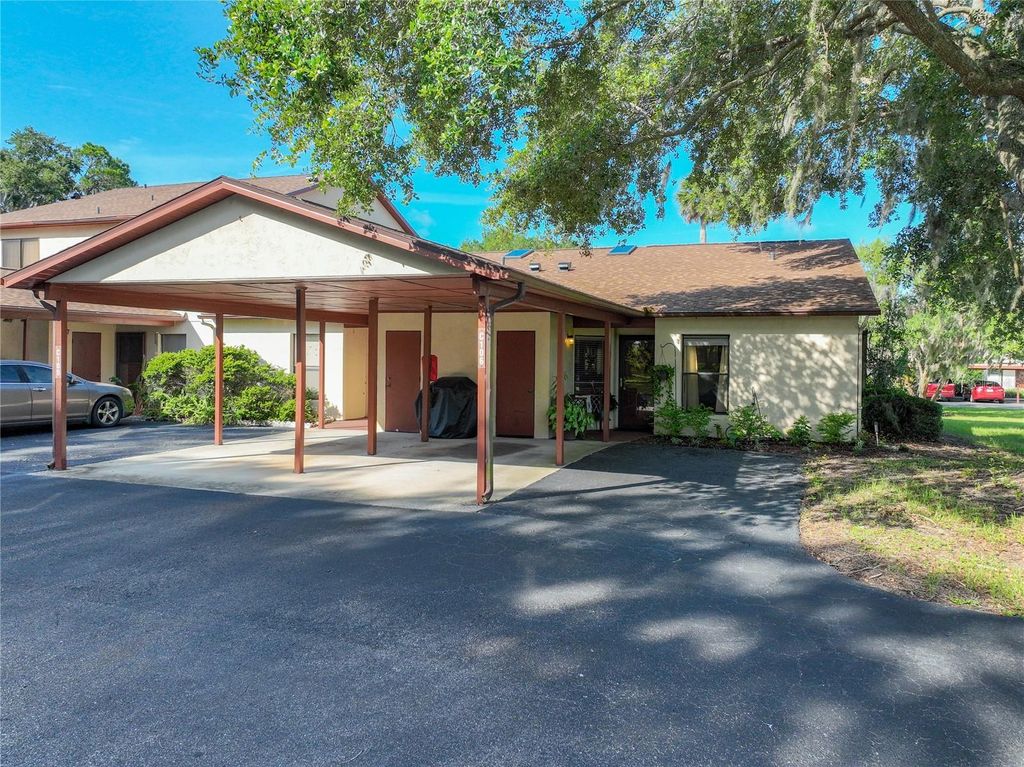 Photo of 4300 Baywood Boulevard #C106, Mount Dora, FL 32757 (MLS # G5113298)