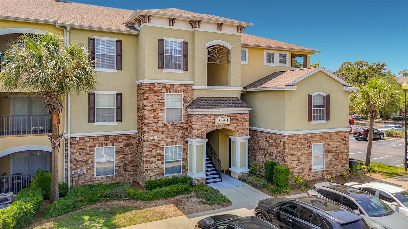 COURTNEY PALMS CONDO - Residential
