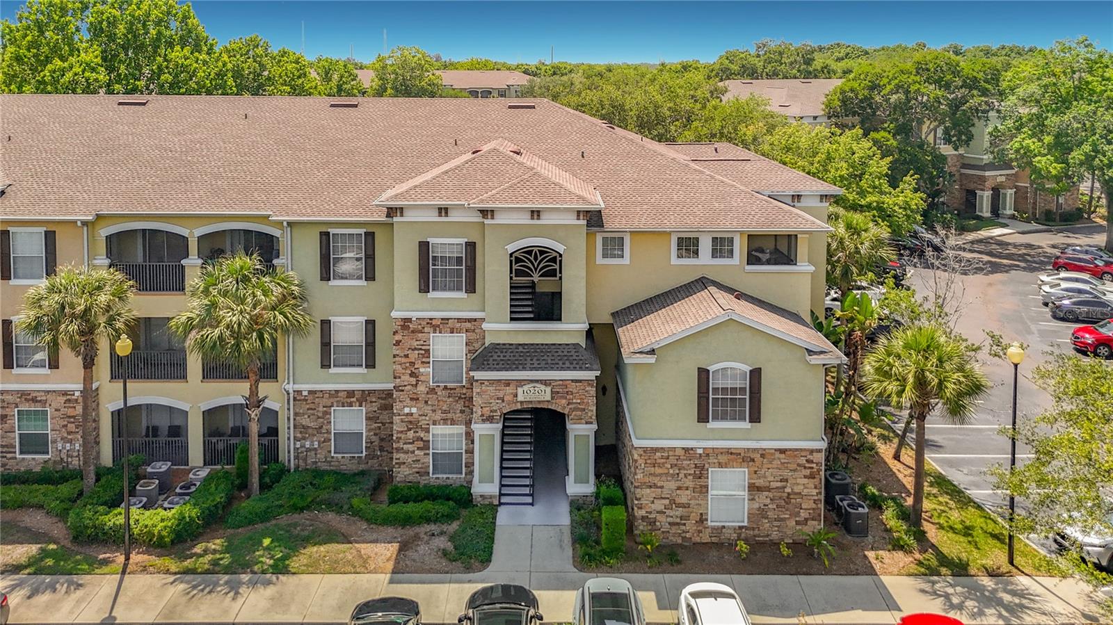 COURTNEY PALMS CONDO - Residential