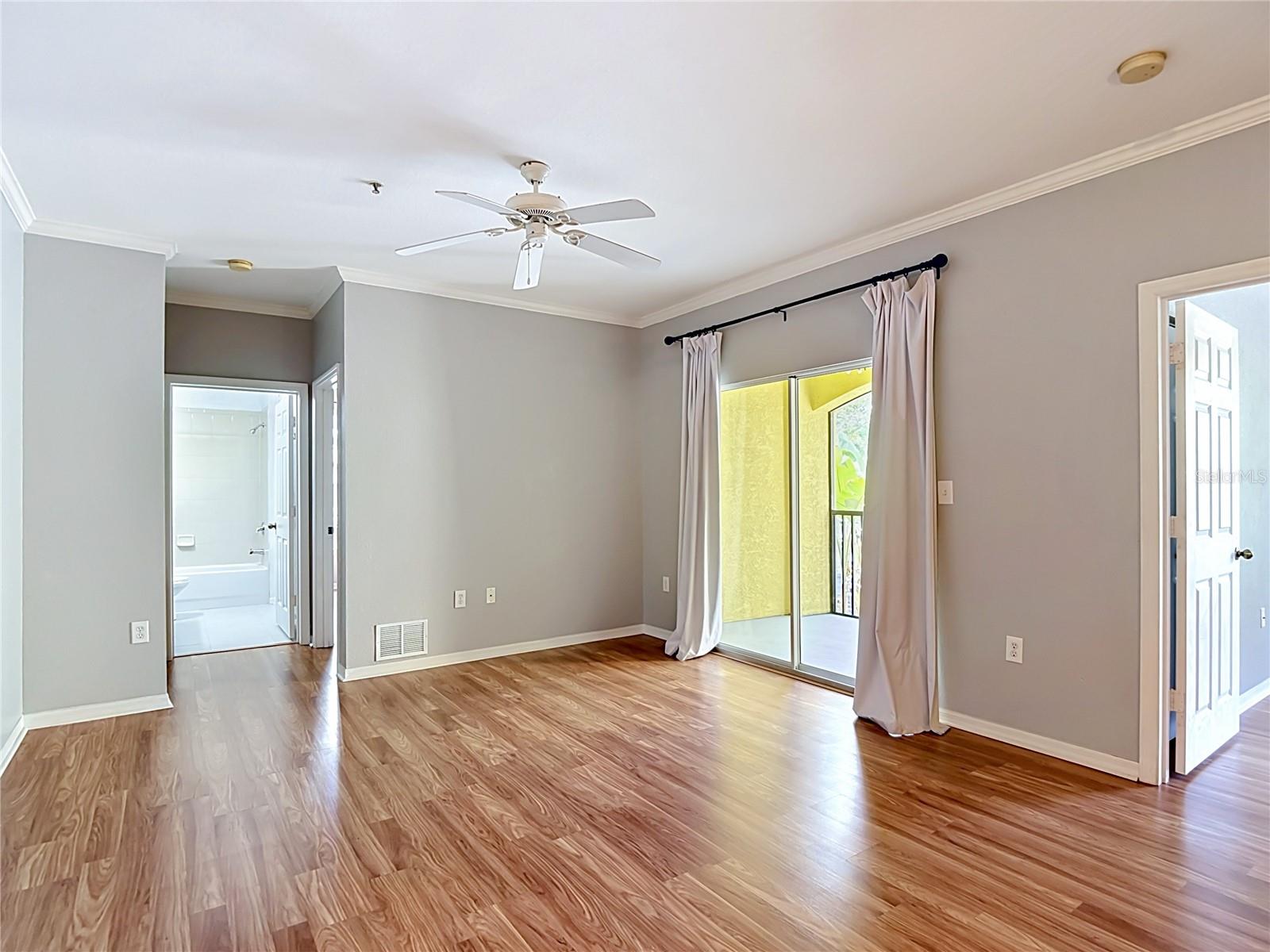 COURTNEY PALMS CONDO - Residential