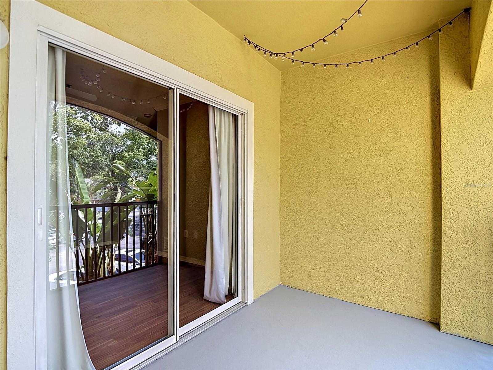COURTNEY PALMS CONDO - Residential