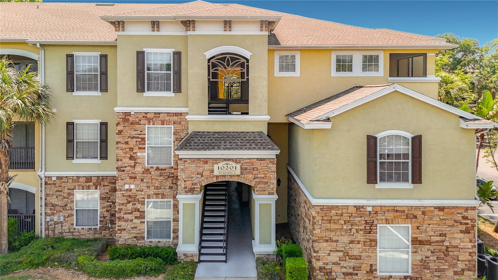 COURTNEY PALMS CONDO - Residential