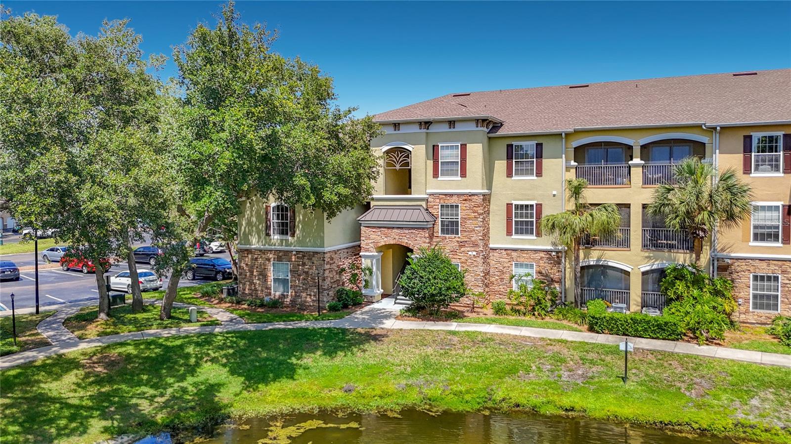 COURTNEY PALMS CONDO - Residential