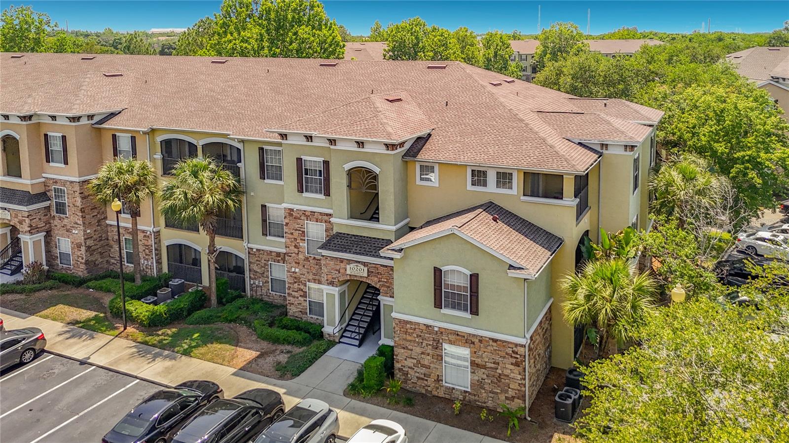 COURTNEY PALMS CONDO - Residential