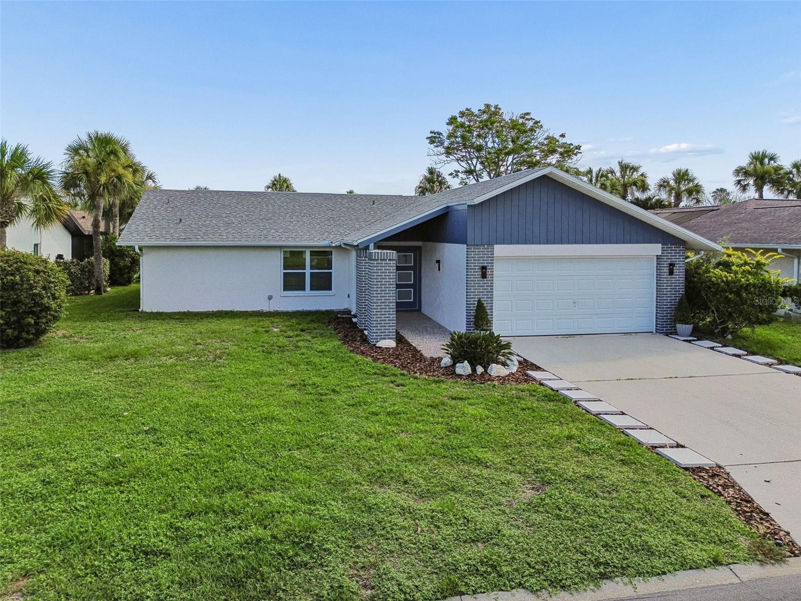 4559 INGERSOL PLACE