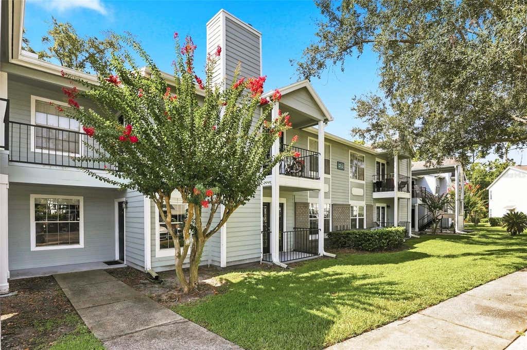 Photo of 2550 N Alafaya Trail #12104, Orlando, FL 32826 (MLS # O6434103)
