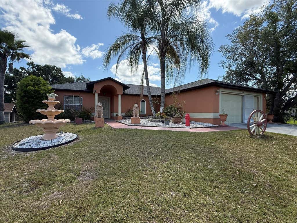 Photo of 3900 Oak Pointe Boulevard, Kissimmee, FL 34746 (MLS # O6417247)
