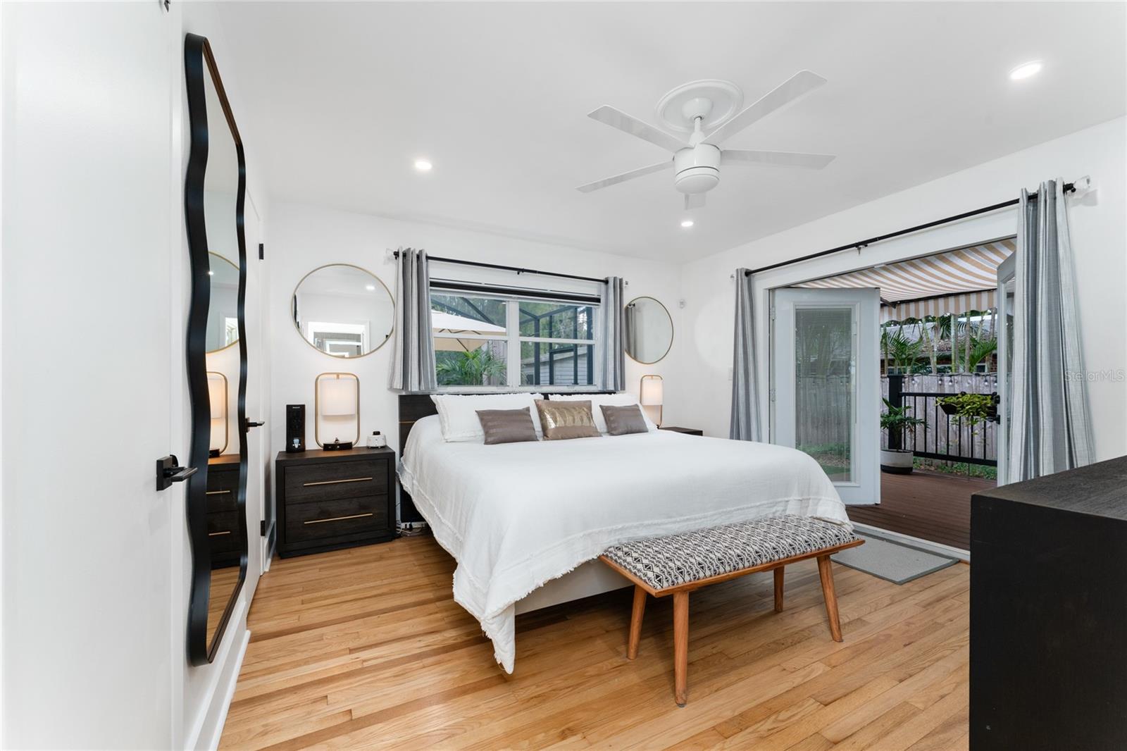 FAIRLAWN MANOR - Residential