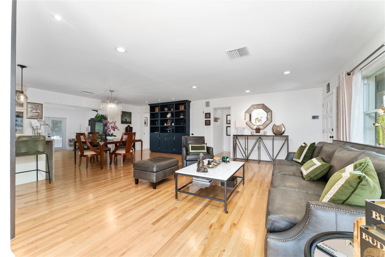 FAIRLAWN MANOR - Residential