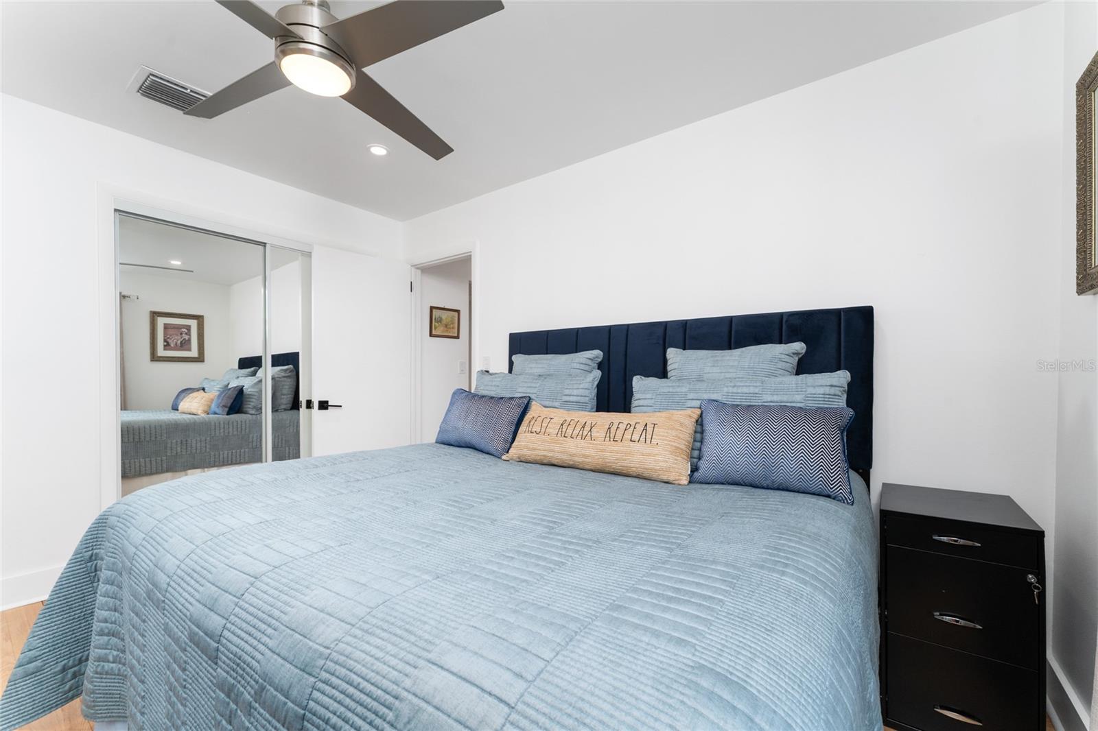 FAIRLAWN MANOR - Residential