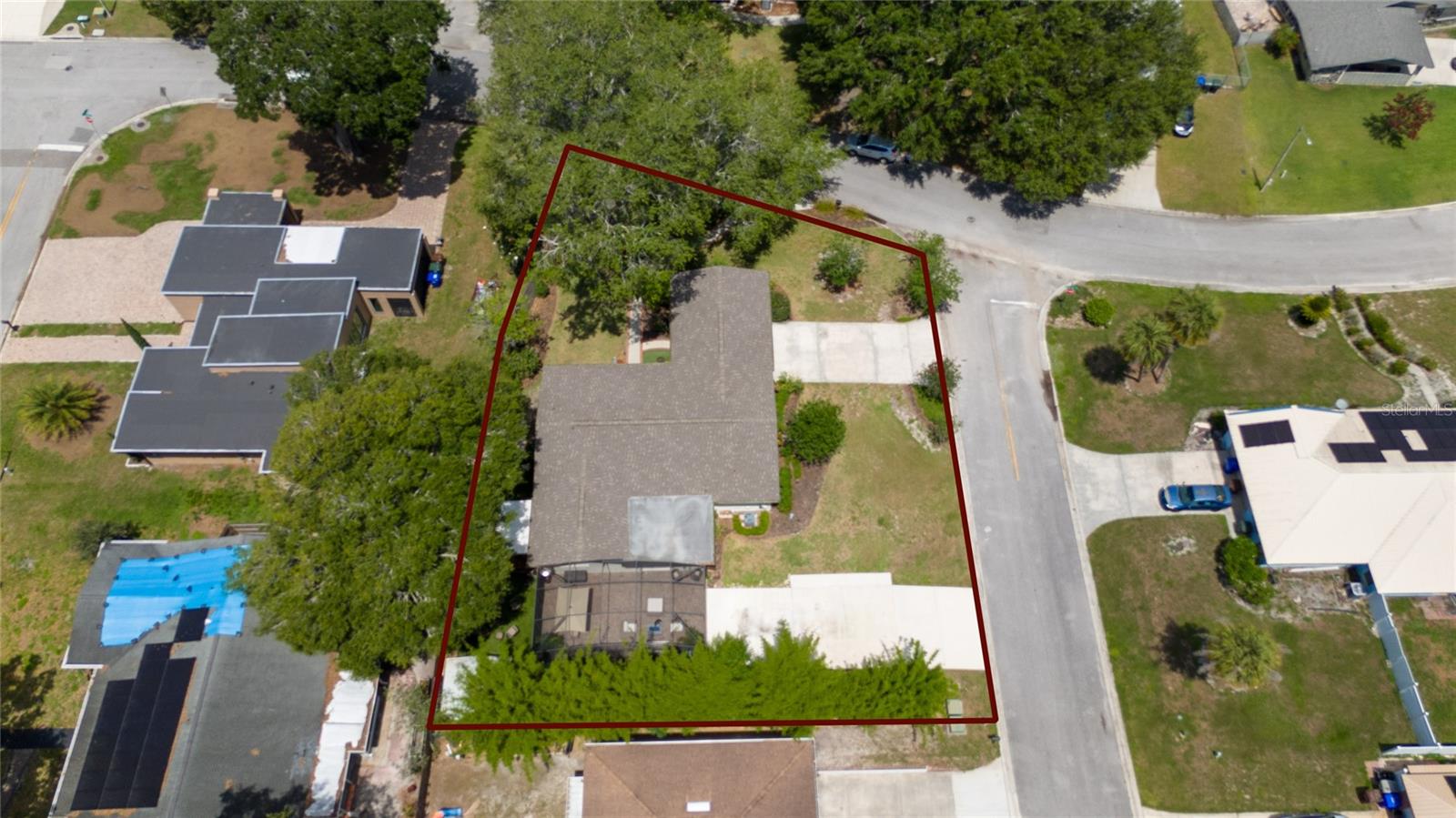 FAIRLAWN MANOR - Residential