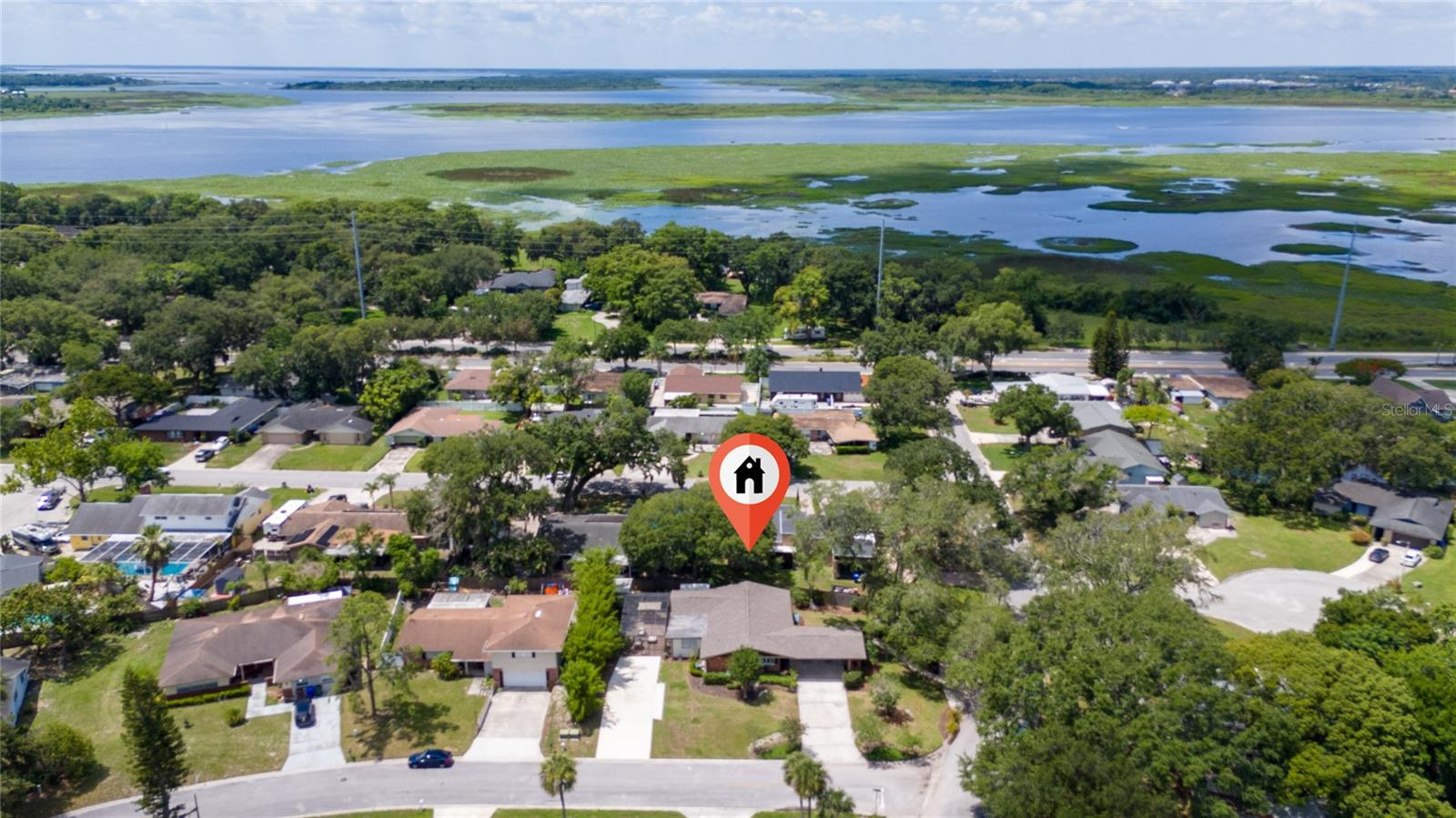 FAIRLAWN MANOR - Residential