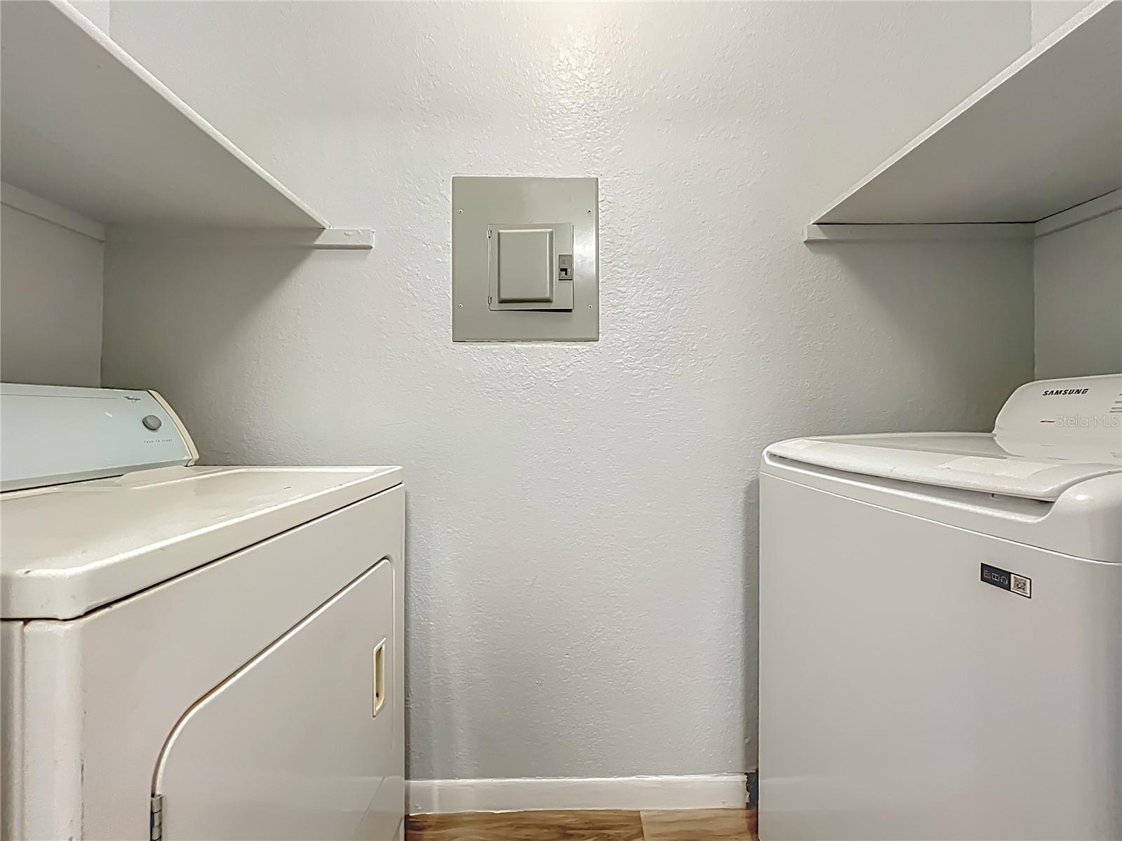 REGENCY GARDENS CONDOS - Residential