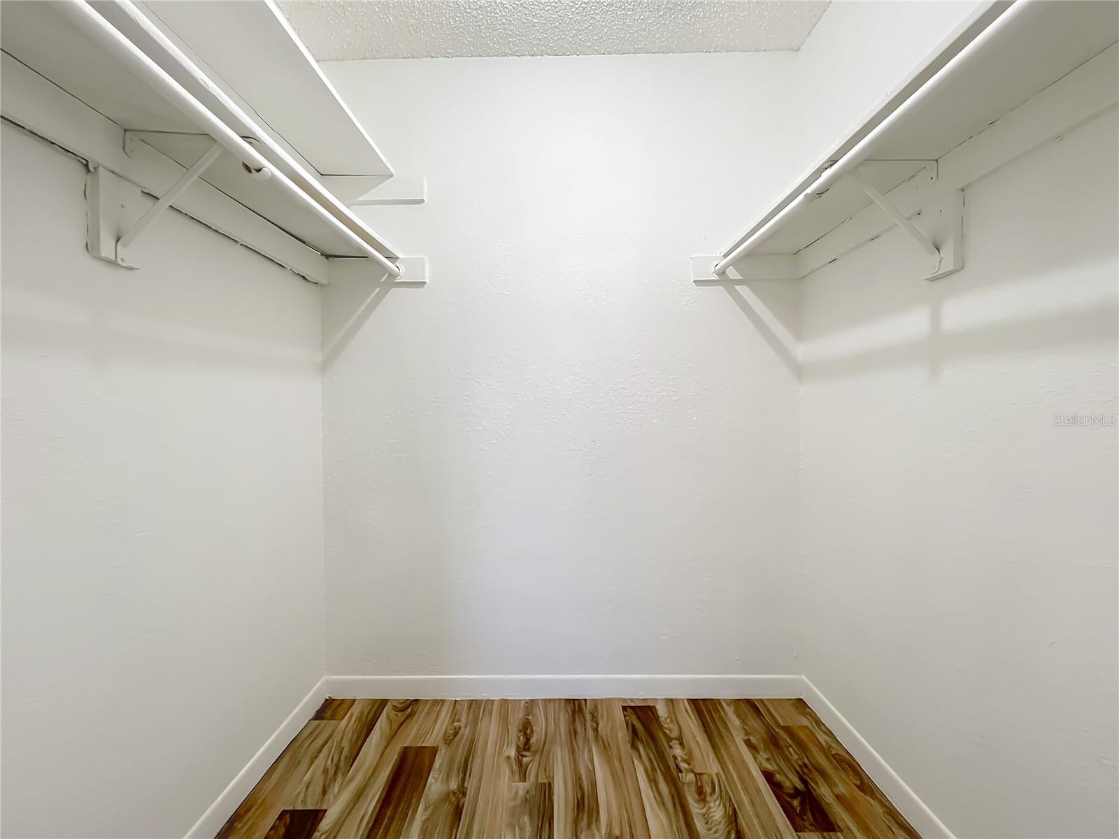 REGENCY GARDENS CONDOS - Residential