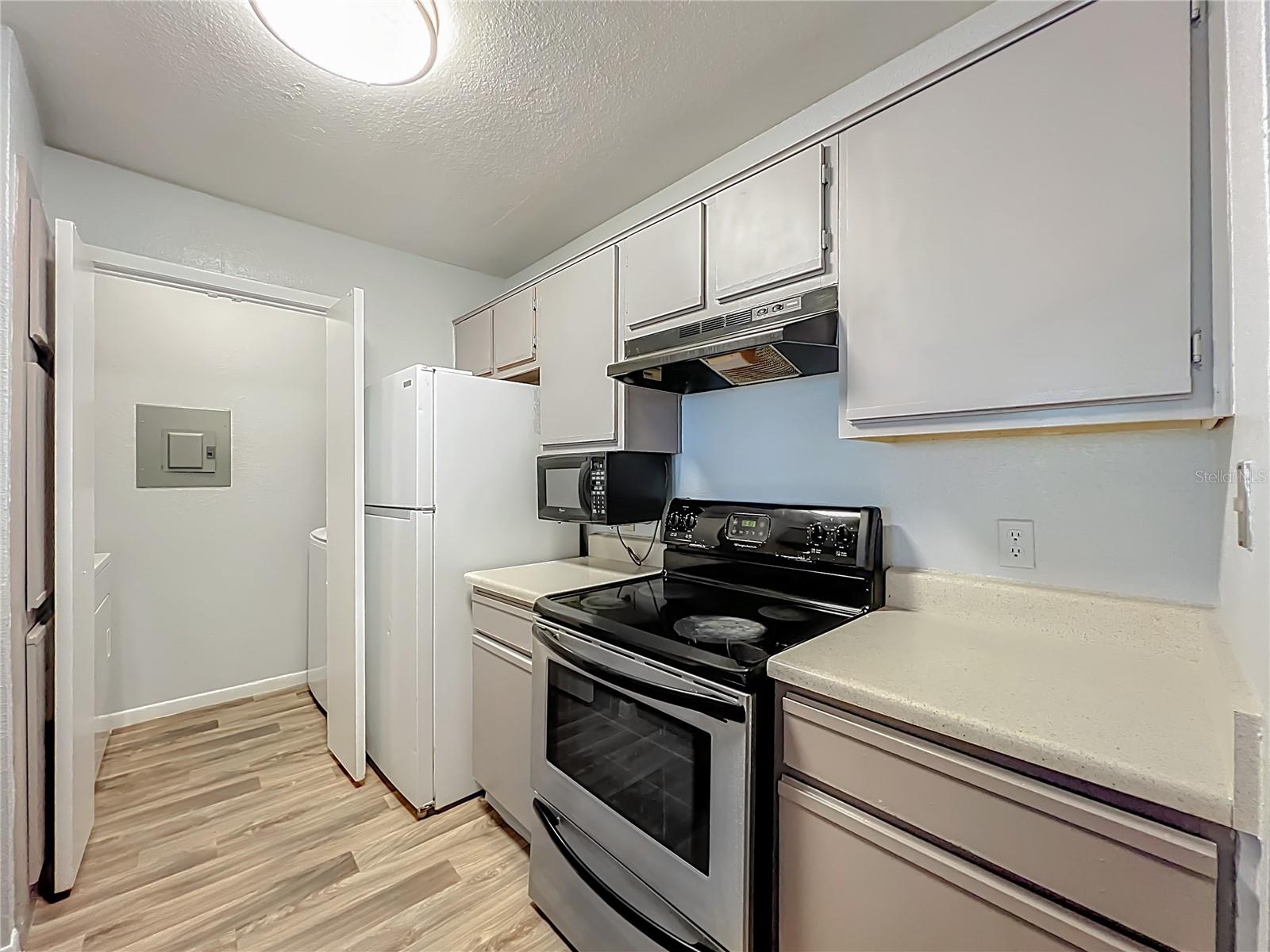 REGENCY GARDENS CONDOS - Residential