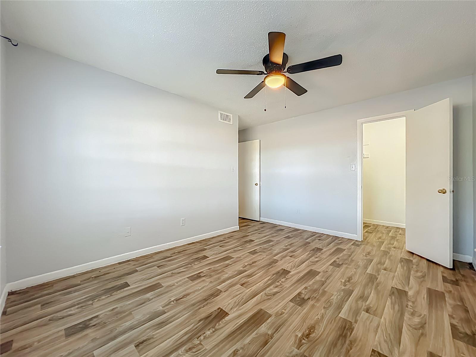 REGENCY GARDENS CONDOS - Residential