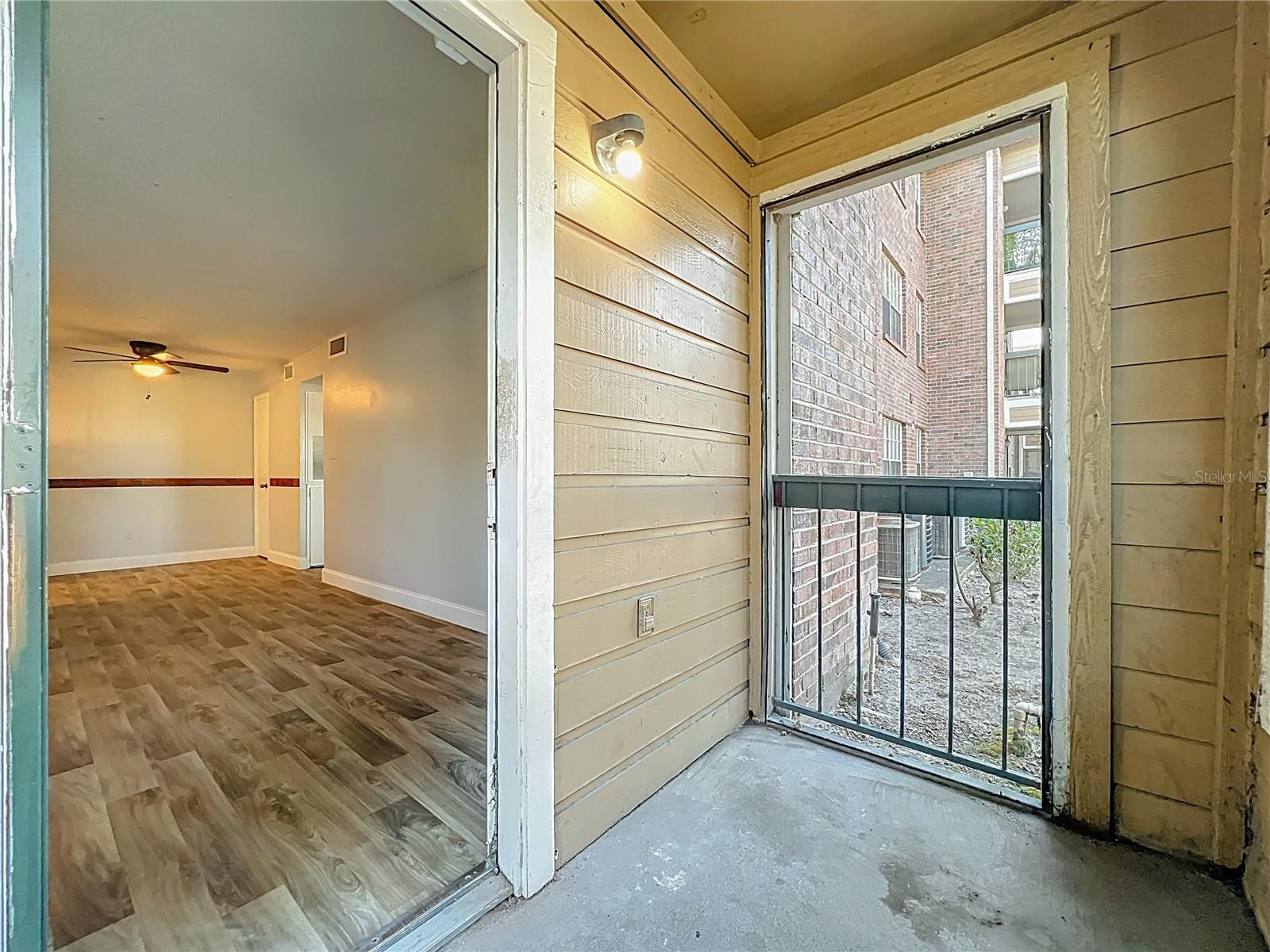 REGENCY GARDENS CONDOS - Residential