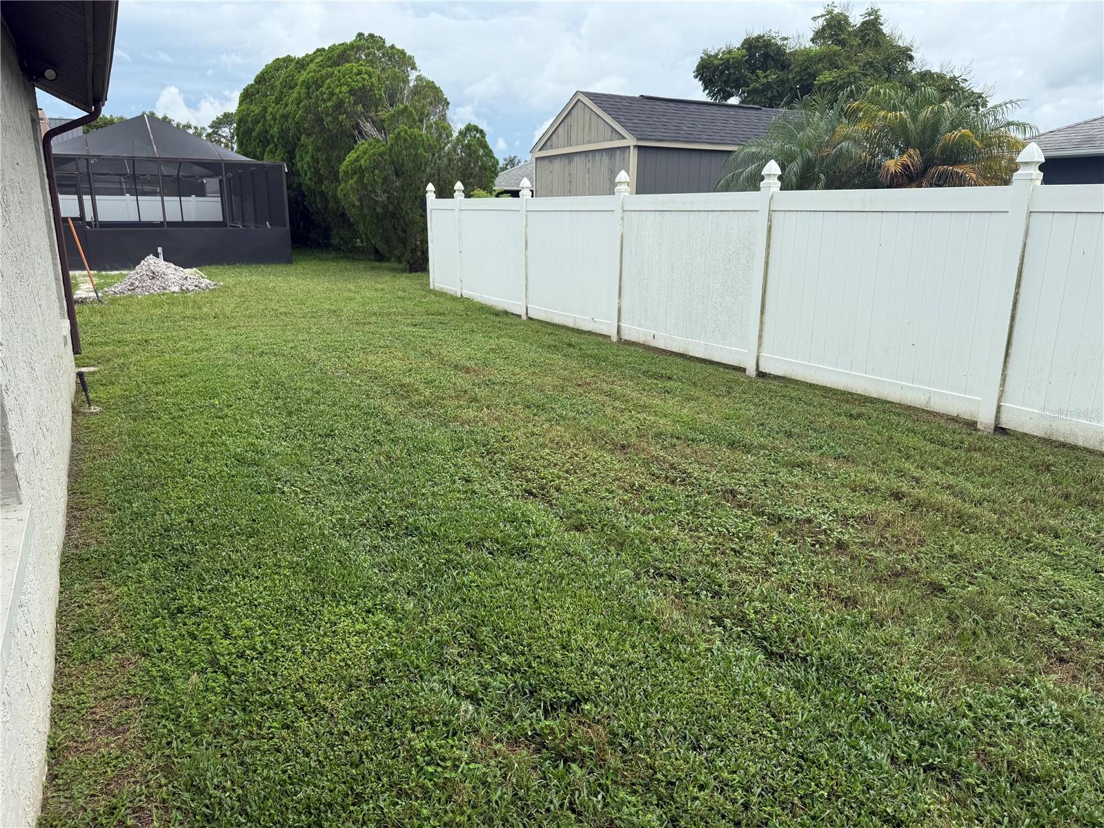 WOOD TRAIL VILLAGE - Residential Lease