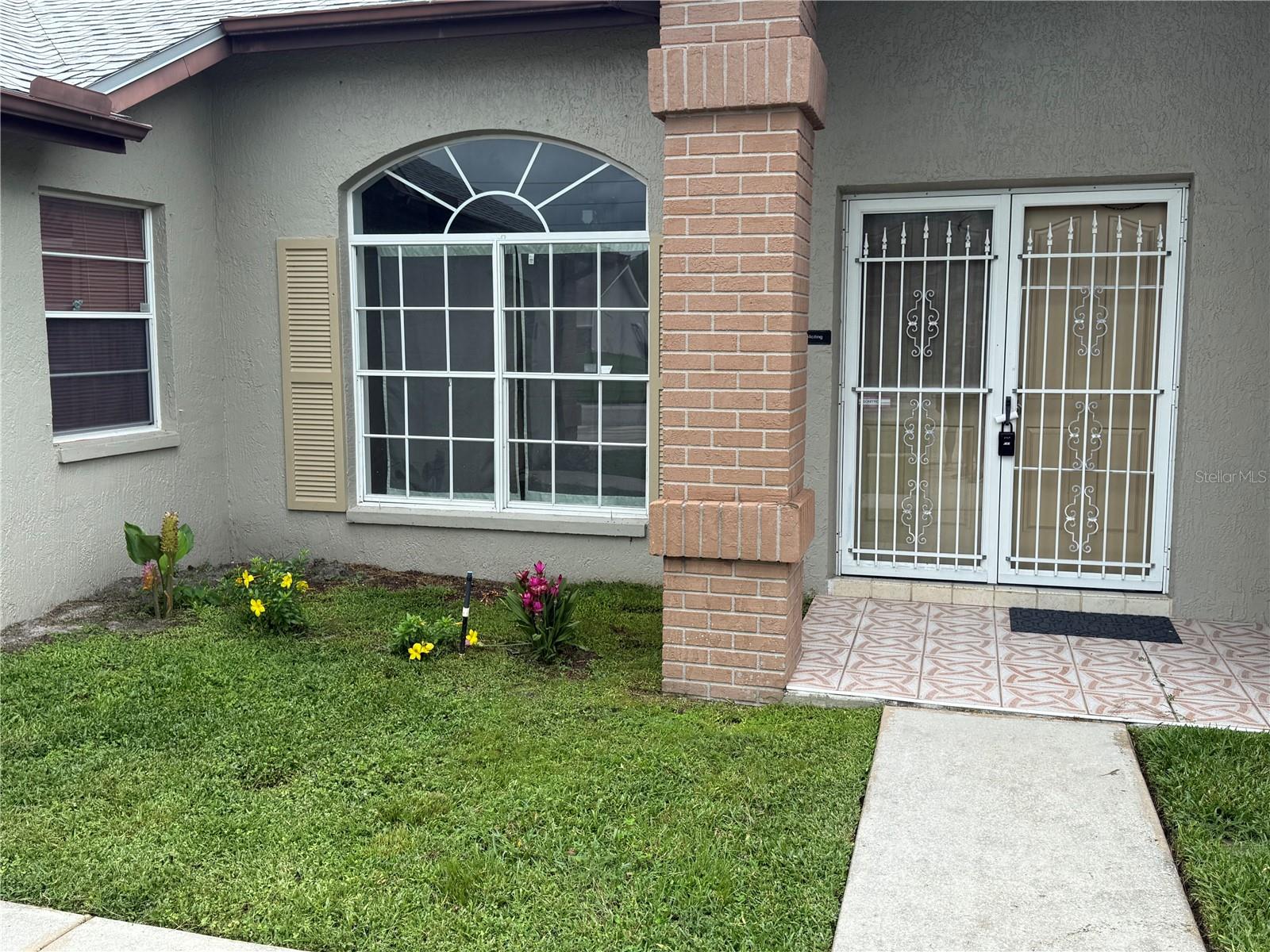 WOOD TRAIL VILLAGE - Residential Lease