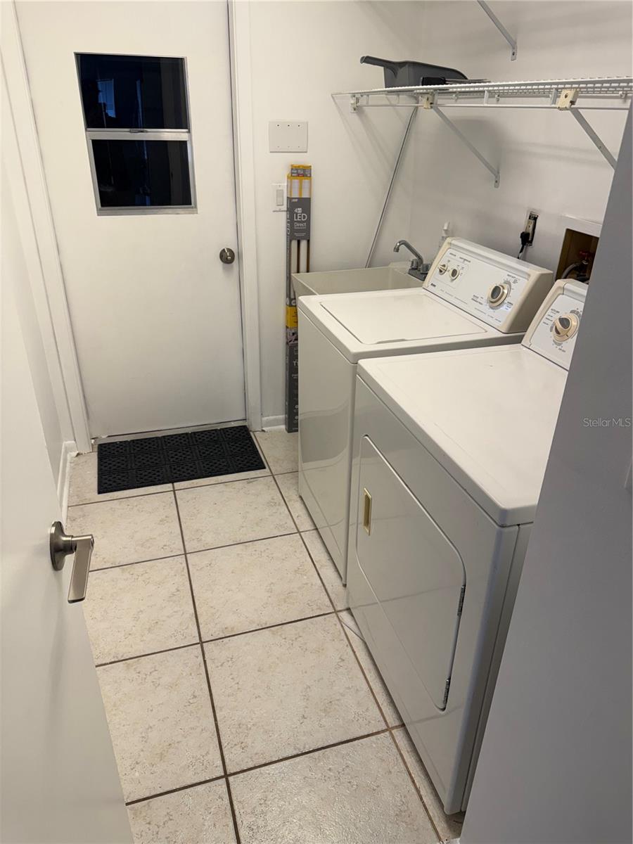 WOOD TRAIL VILLAGE - Residential Lease