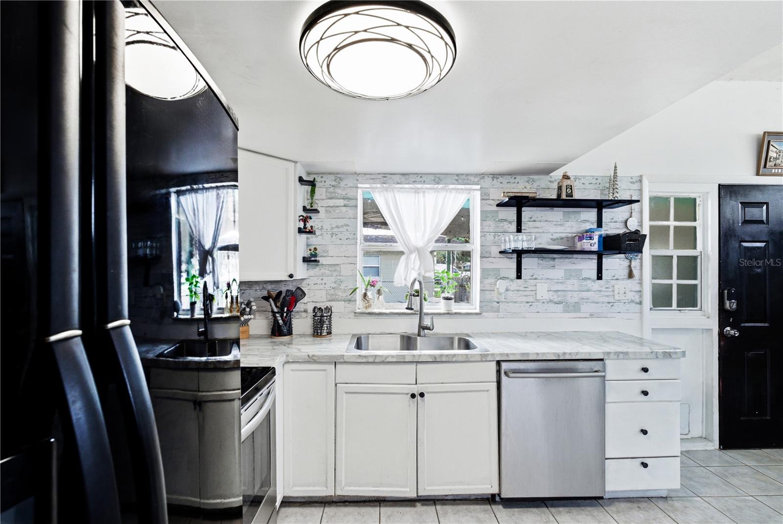 BONNEVILLE SEC 02 - Residential