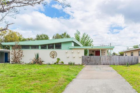 Photo of 2823 Hertha Avenue, Orlando, FL 32826 (MLS # O6390888)