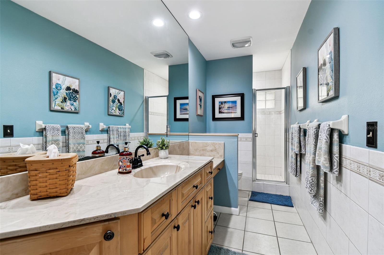 WESTLAKE VILLAGE REP TRACTS 5 & 6 - Residential