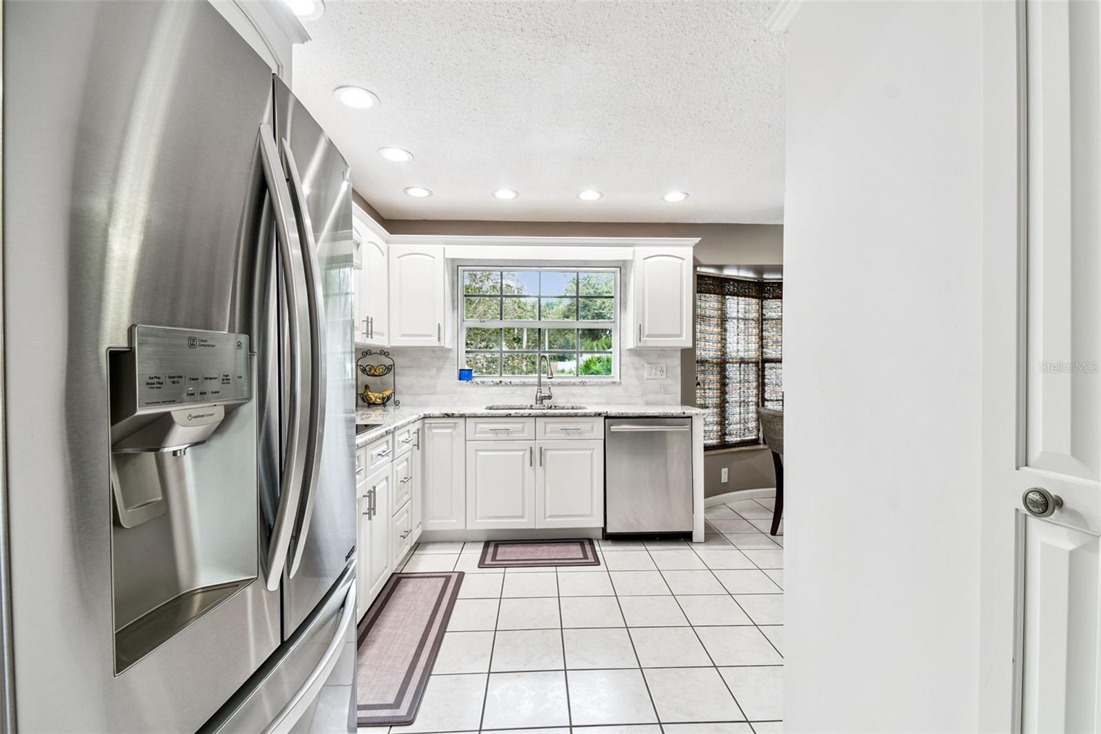 WESTLAKE VILLAGE REP TRACTS 5 & 6 - Residential