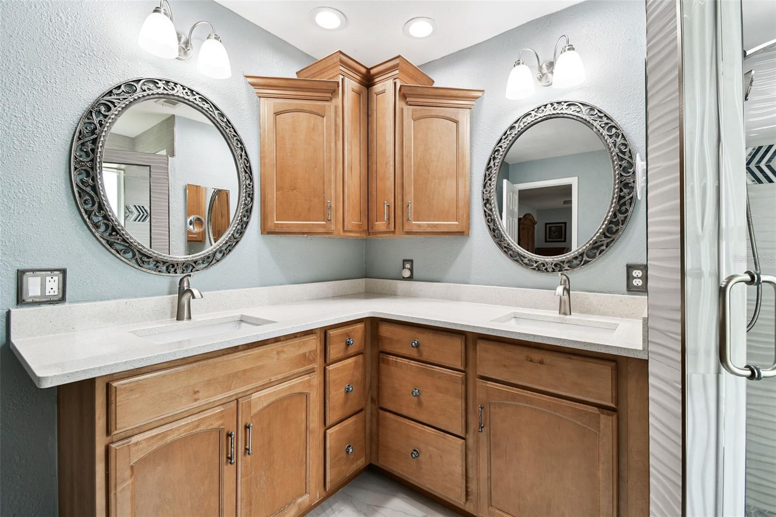 WESTLAKE VILLAGE REP TRACTS 5 & 6 - Residential