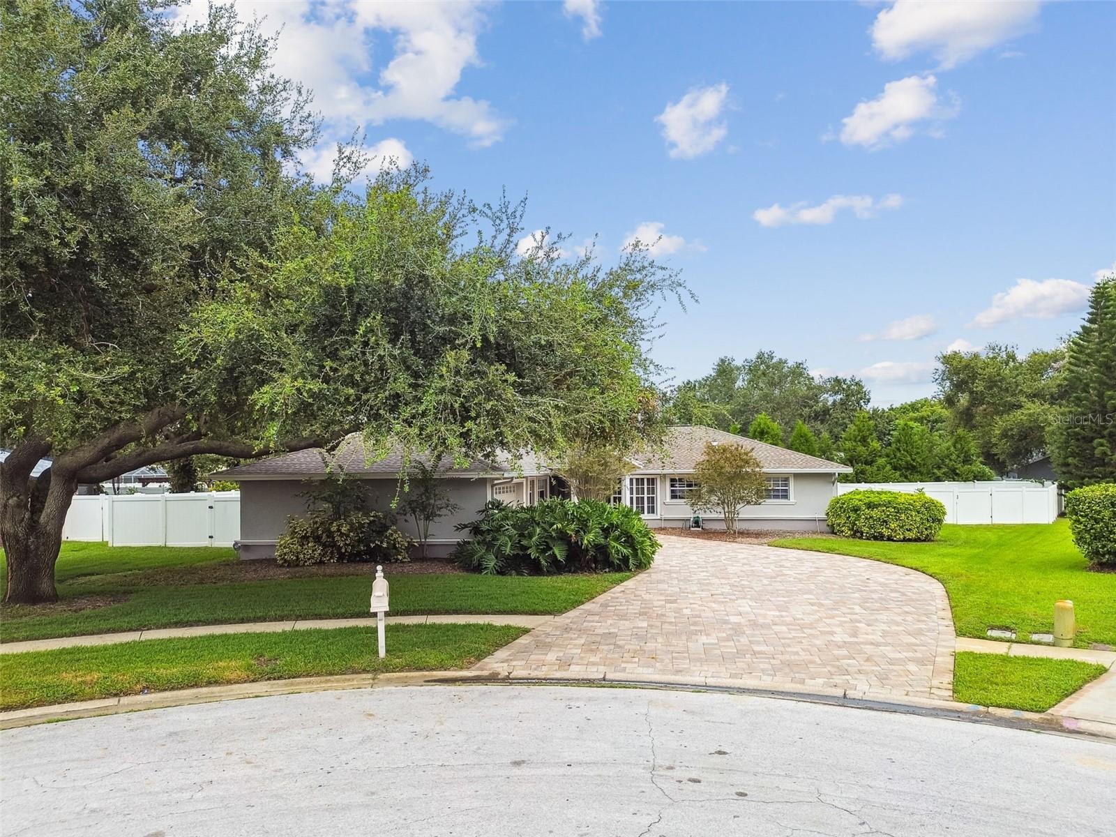 WESTLAKE VILLAGE REP TRACTS 5 & 6 - Residential