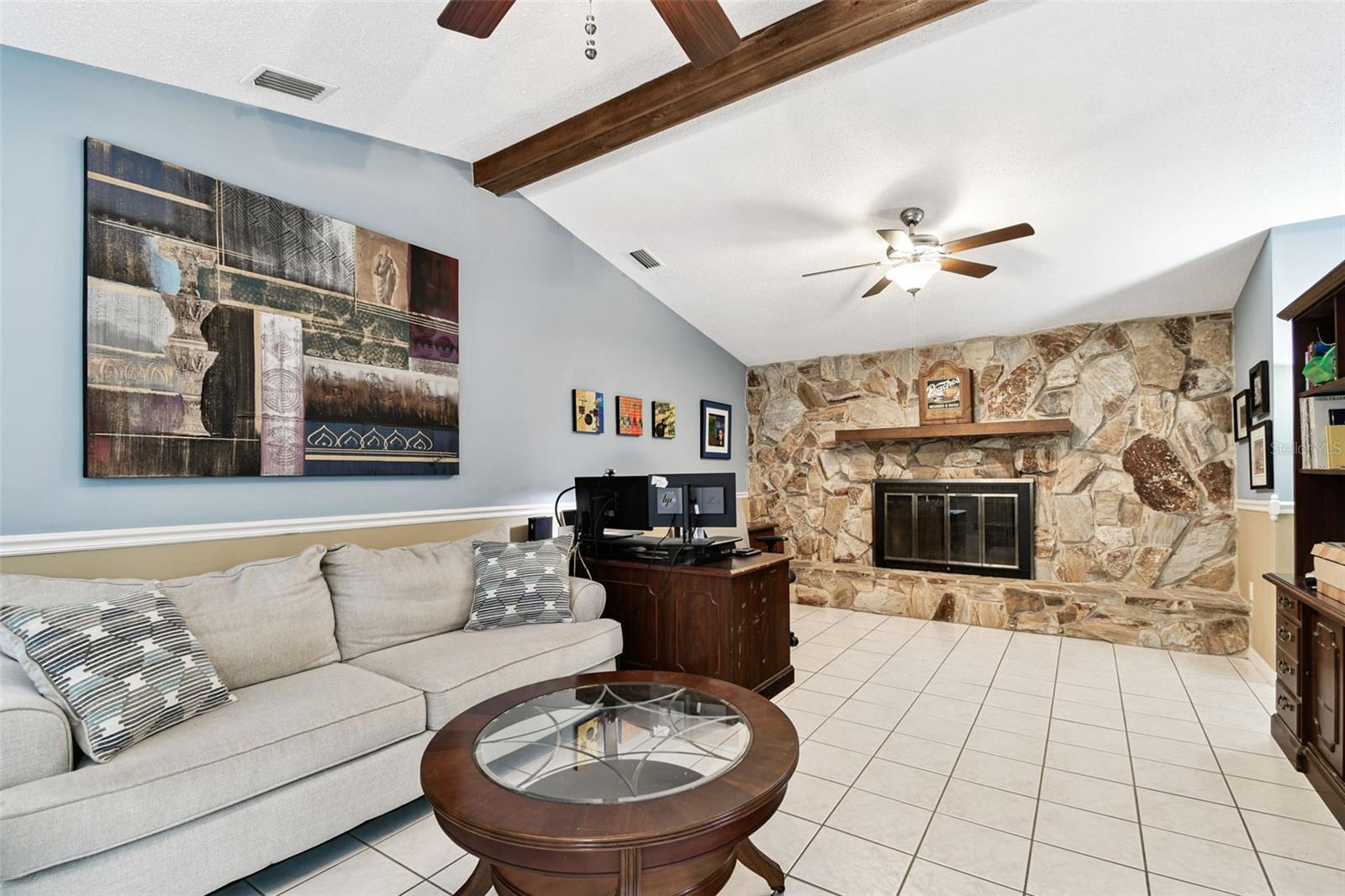 WESTLAKE VILLAGE REP TRACTS 5 & 6 - Residential