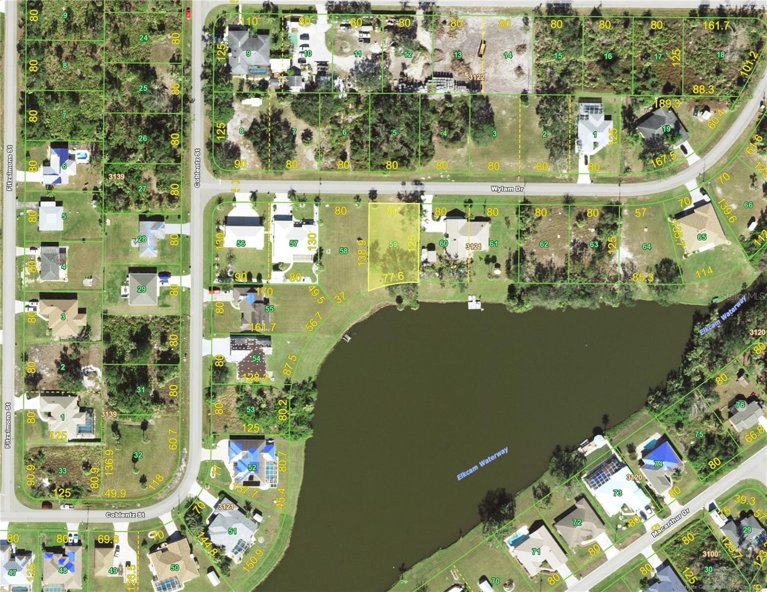 Main image without alt text