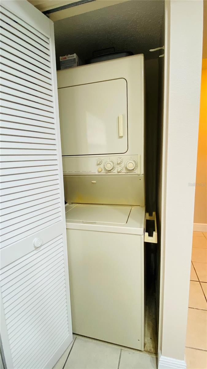 07 SPGS VILLAS CONDO - Residential Lease