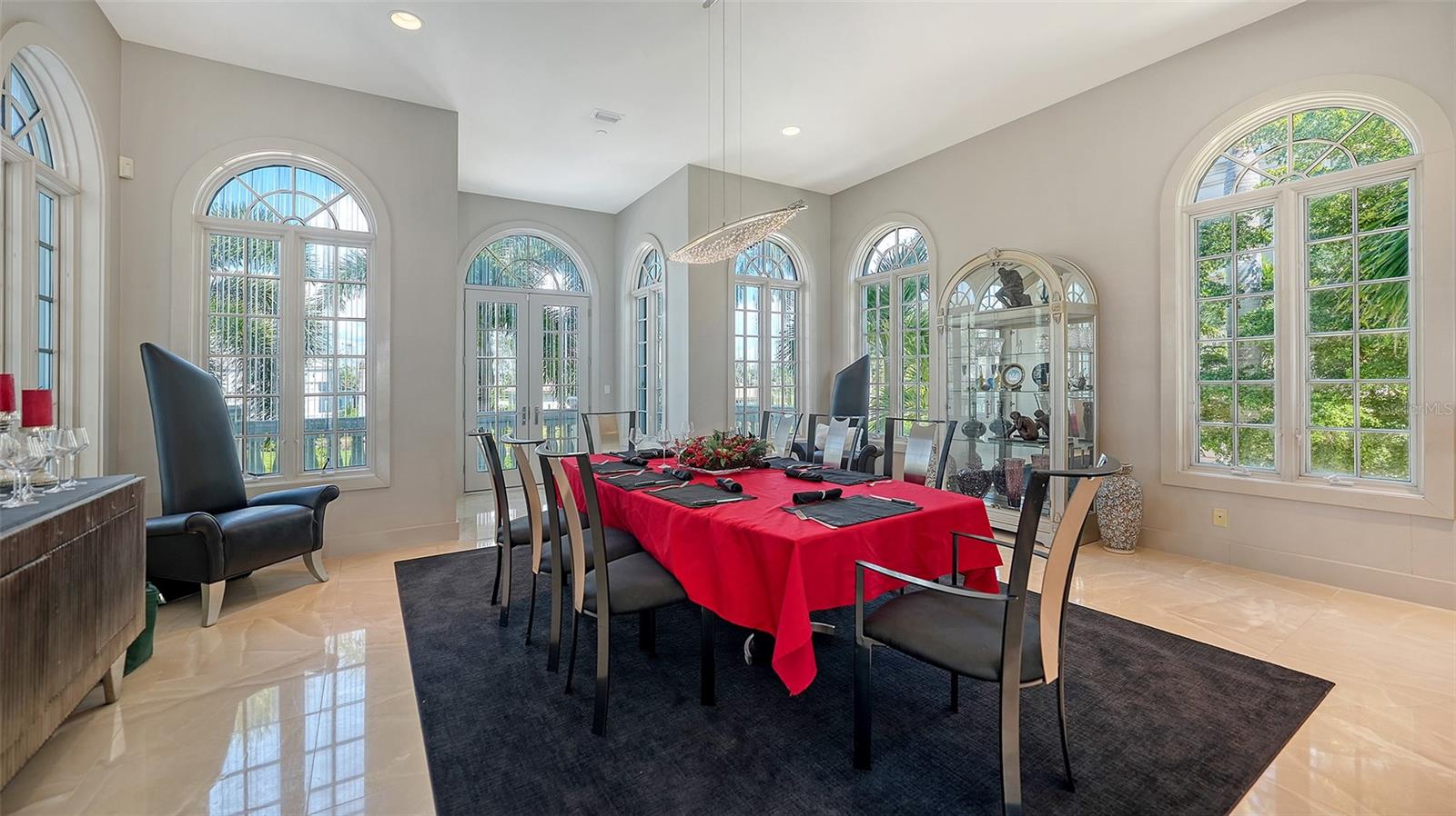 REGENT COURT - Residential