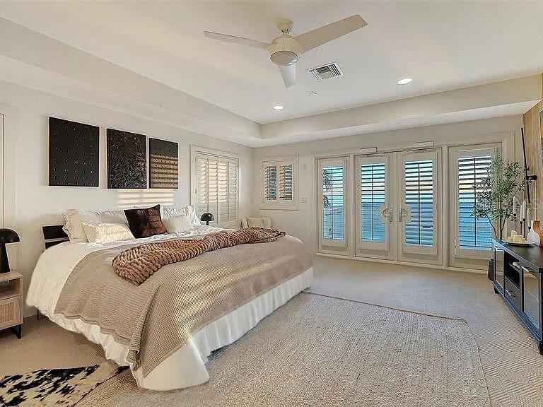 REGENT COURT - Residential