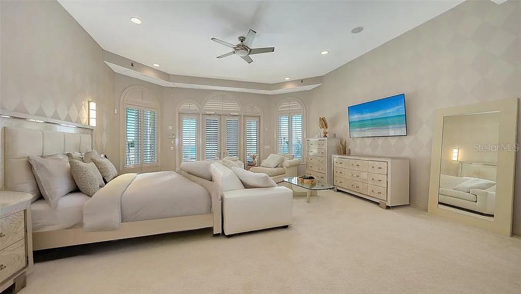 REGENT COURT - Residential