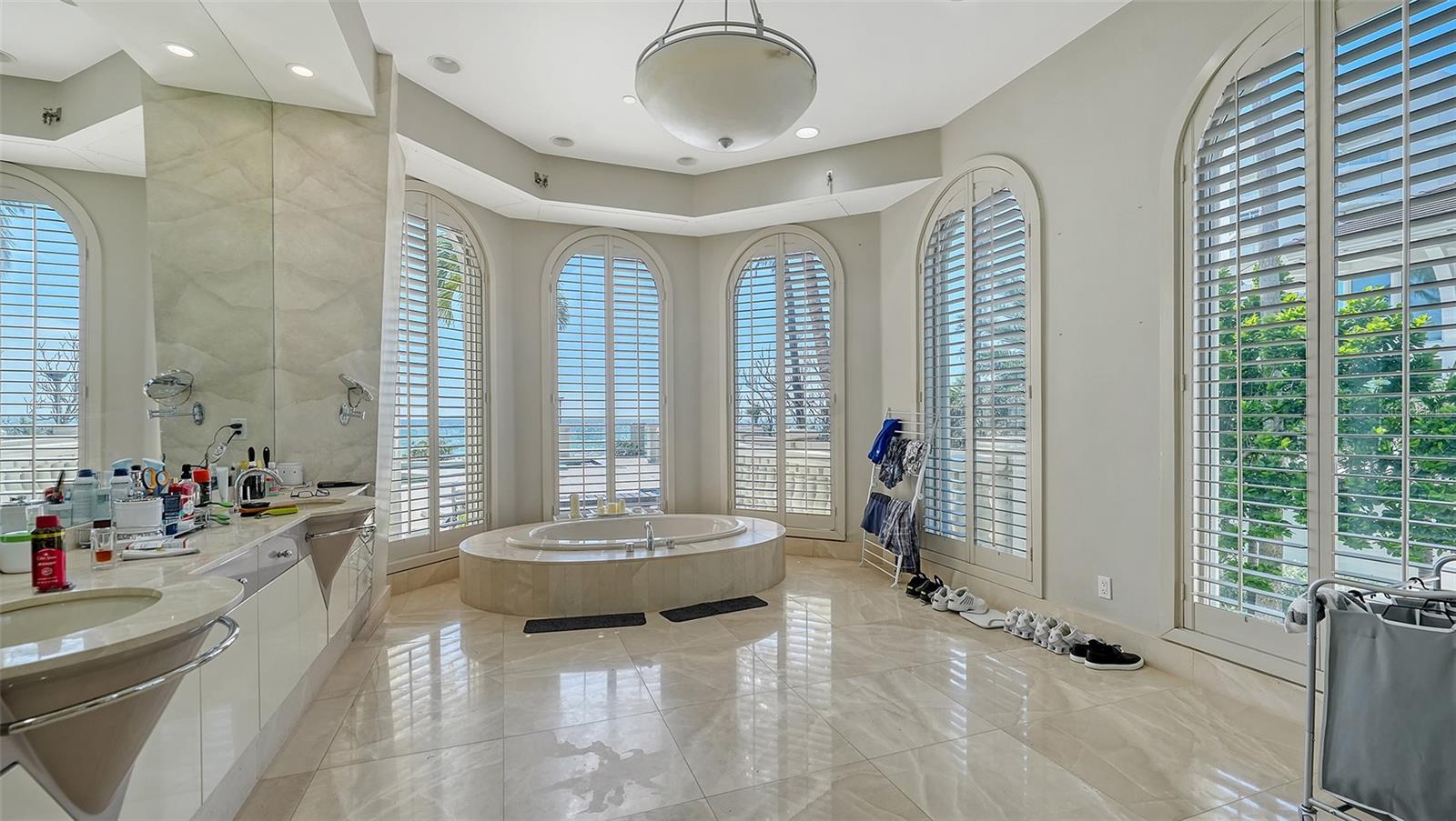 REGENT COURT - Residential