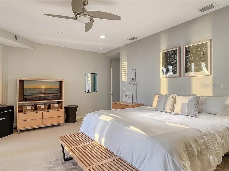 REGENT COURT - Residential