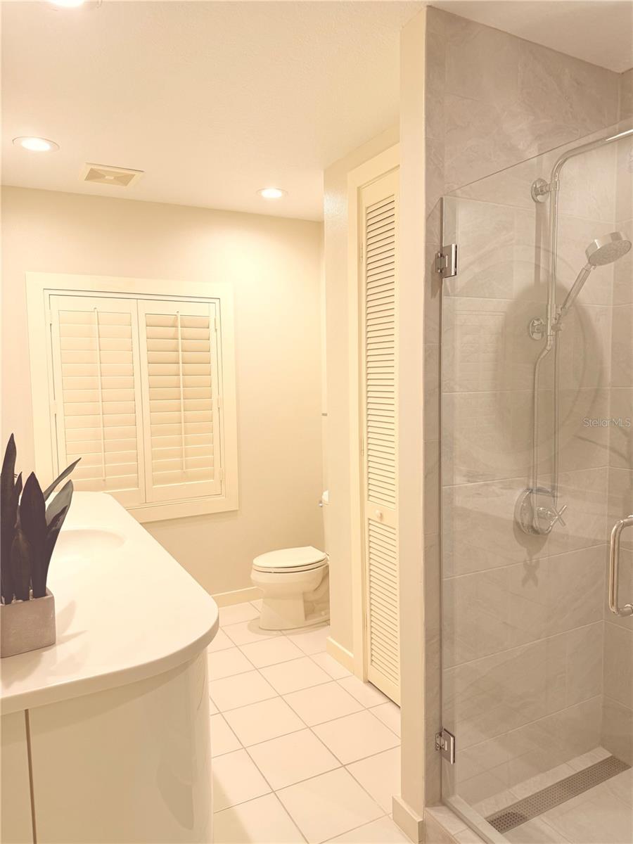 REGENT COURT - Residential